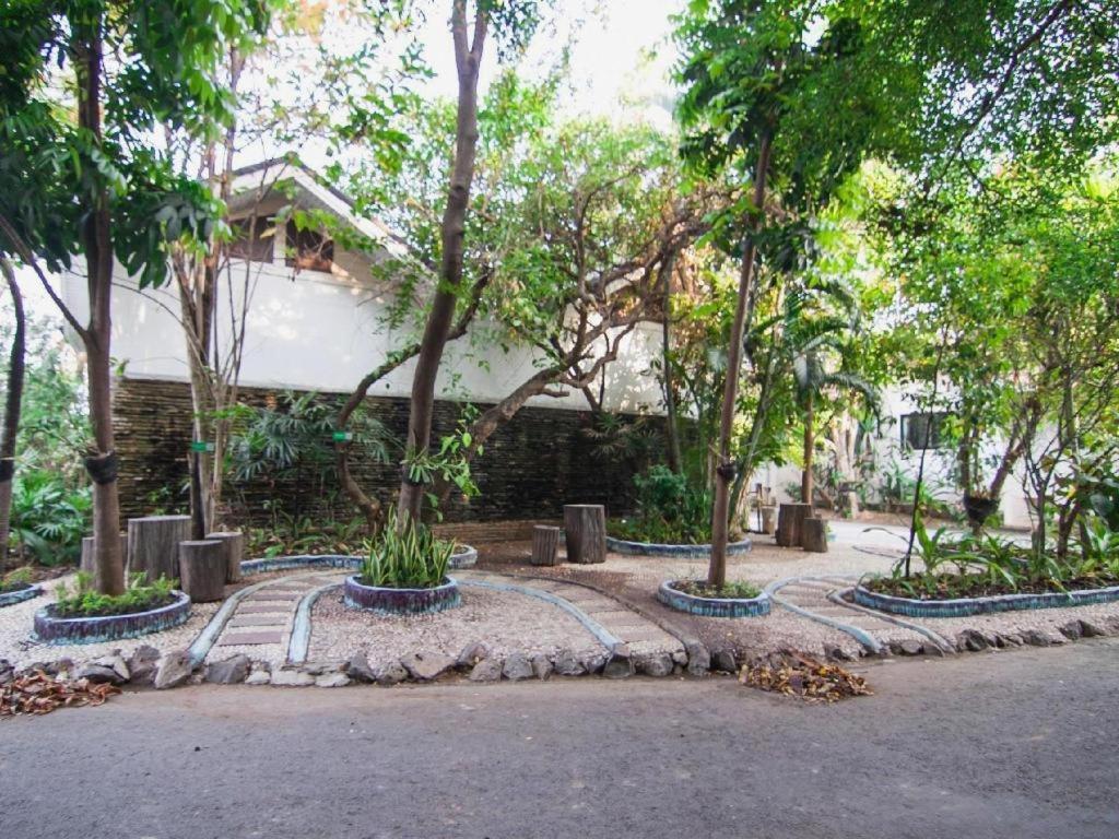 Chayada Garden House And Resort Hotel Nakhonratchasima Exterior photo