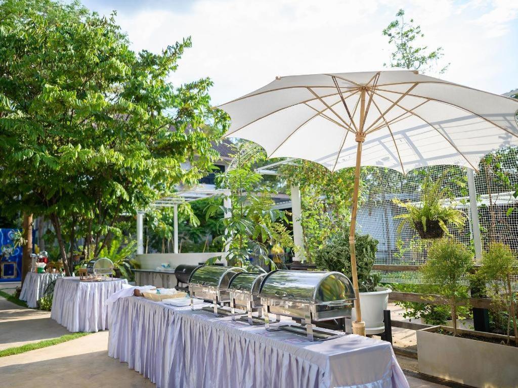 Chayada Garden House And Resort Hotel Nakhonratchasima Exterior photo