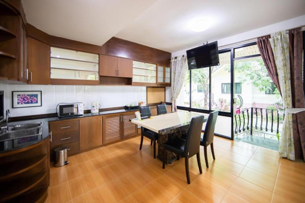 Chayada Garden House And Resort Hotel Nakhonratchasima Exterior photo