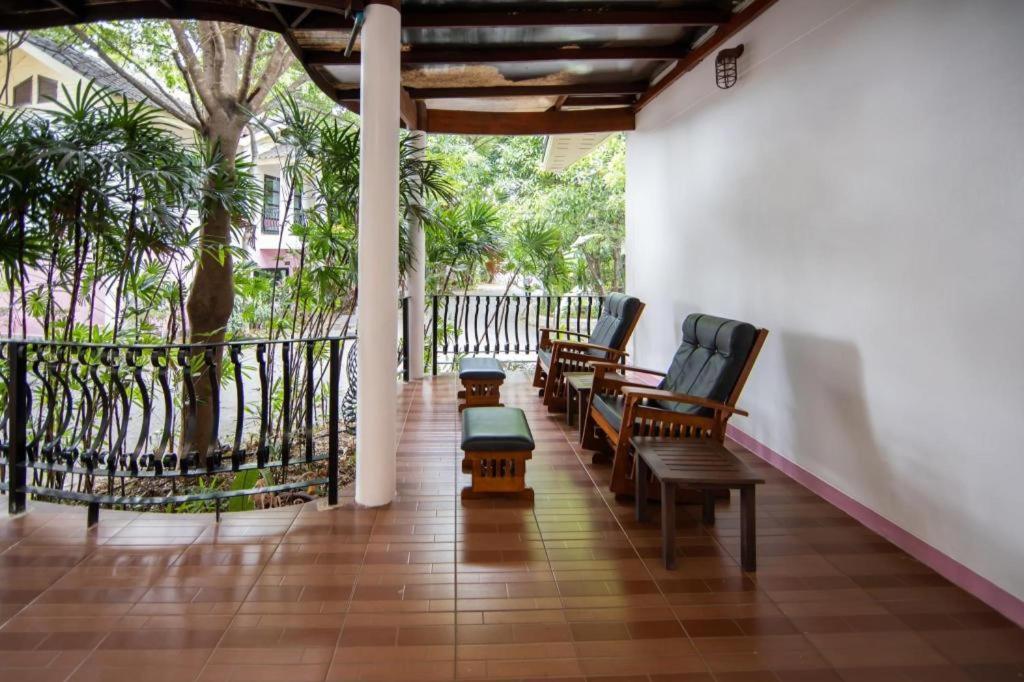 Chayada Garden House And Resort Hotel Nakhonratchasima Exterior photo